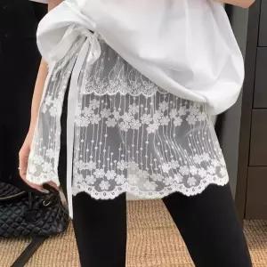 발레코어룩 레이어드룩 레이스 바지코디