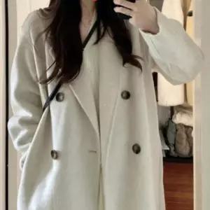 3컬러 여성 더블버튼 오버핏 데일리룩 페미닌룩 모던실루엣 모직 롱코트