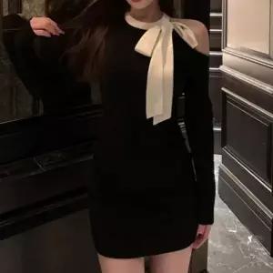 [하프클럽/]슬림 숏 미니 원피스 오프숄더 홀터넥 원 리본 스커트