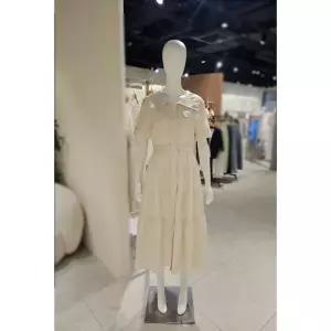 한정수량 온앤온 오픈카라 티어드 원피스 NJW5MO503 2821874