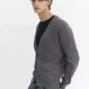 [AK수원점] [지오다노] 남자 봄 가을 울혼방 브이넥 긴팔 니트 690305
