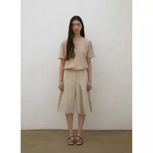 AN-A 퍼프 슬리브 크루넥 티 2400561