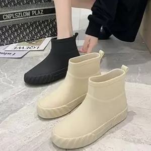 셀럽하우스 여성 레인 부츠 여성 장화 데일리 첼시 짧은 발목 겨울 키높이 미들 장마 패션 신발 고무