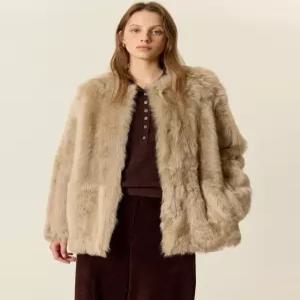 아떼 바네사브루노 여성 25FW PREMIUM FUR 베이지 천연양모피 양가죽 무스탕 퍼자켓 점퍼 VLJU5D479I2
