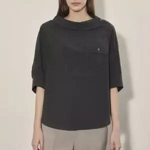 [하프클럽/올리비아로렌]올리비아로렌 DP01 보트넥 블라우스 VVCNL4F7261