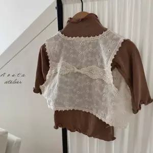 레이스 아일렛 오픈 베스트 아오스타 가을 주니어조끼 어린이옷 키즈옷