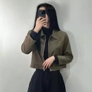 자켓 재킷 점퍼 JK 아우터 여성 스웨이드 절개 카라 크롭 숏 무스탕