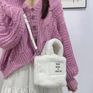귀여운 페이크 퍼 여성 외출 미니 가방 토트백 여자 숄더백 누빔 크로스백 패딩 퀄팅가방