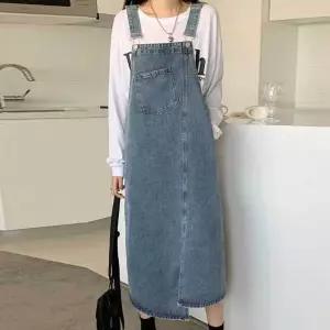 캐주얼룩 트렌디 데님 레이어드코디 롱치마 앞트임 좌우언발 멜빵치마