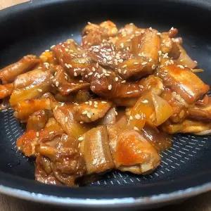 생물 꼼장어 1kg 먹장어 곰장어 구이 볶음 손질