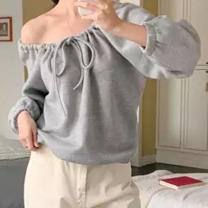 다잇템 리본 라글란 벌룬 박시핏 맨투맨5 1426700