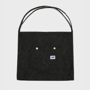 [LEE]LEE 빅 포켓 에코백 레오파드 LE2603CB01LE