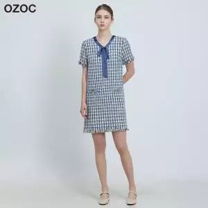 [오조크(OZOC)] 브이넥 리본 트위드 원피스 (택가격 249000원)