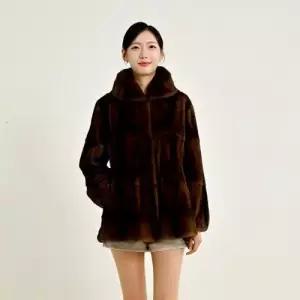 우진모피 우진모피 WJ) 코펜하겐퍼 휘메일 사각 반후드 브라운 밍크코트 국내생산 본사직영