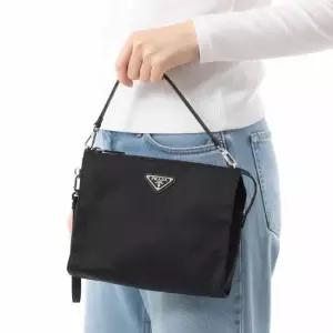프라다 26SS RE-NYLON 스트랩 파우치 2NE789 2DMH F0002)