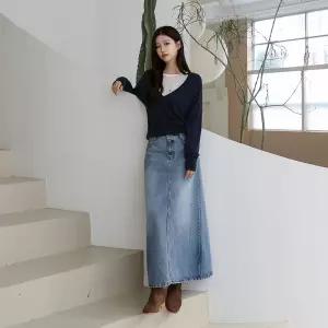 [시크폭스] 무드번 뒷트임 롱 데님 스커트_63SK2895