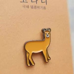 천연기념물이너무예뻐 고라니 뱃지 한국전통 굿즈 선물 패션브로치 65ABF