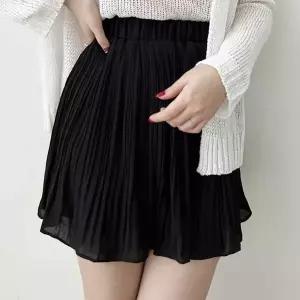 플레어 주름 미니스커트 속바지 일체형 밴딩 데이트룩