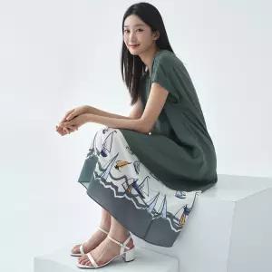 지센 보더 프린트배색 브이넥 와이드 튜닉 원피스 LCOPO526KH