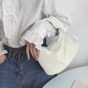 셔링 스퀘어 미니 토트백 토트백 데일리가방 여성 가방 미니백 숄더백 백