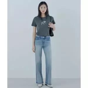 GUESS 1color MBL톤 와이드 스트레이트 데님 OQ1D5095
