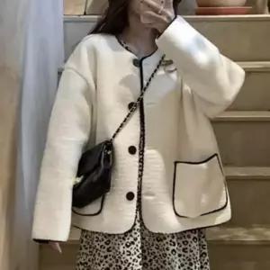 여성 겨울 긴팔 뽀글이 후리스 단추 포켓 양털 자켓