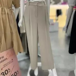SOUP sh06 아일렌 더블7부 셋업 정장 팬츠  OC5TPQ5