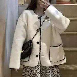 친절한탄씨 여성 겨울 긴팔 뽀글이 후리스 단추 포켓 양털 자켓 뽀글이자켓 뽀글이후리스 퍼자켓
