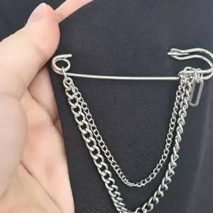 (다올)남자 브로치 빅사이즈 더블 체인 아이돌 패션 소품