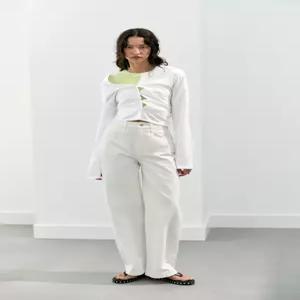 ZARA TRF 엑스트라 와이드 레그 하이웨이스트 청바지 - 스크래치 화이트 5575/025/251