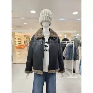 한정수량 올리브데올리브 하이넥 퍼트리밍 무스탕 YM6XM952 2828879