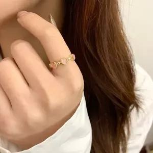 [옷자락]옷자락 미니멀 베리 트위스트 하트 골드링 반지 레이어드