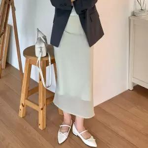 셔링디테일 H라인 롱 스커트_RMWHF49RT3 443558 로엠