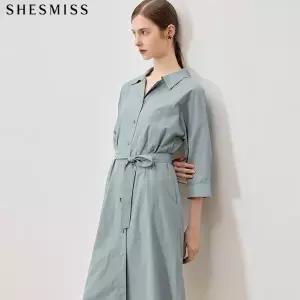 [쉬즈미스(SHESMISS)] 프리미엄소재 단아한 오픈카라 원피스 (택가격: 298000원)