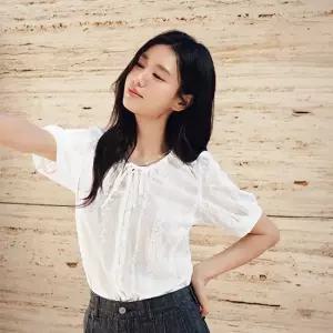 셀렙샵에디션 26SS NEW 아일렛 자수 블라우스 3종 화이트 에디션)