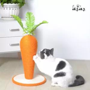 애구애구 고양이 당근 수직 스크래쳐