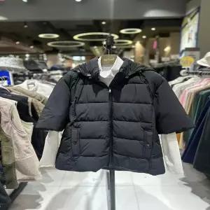 비티알 MG01 BTR 겨울 여성 반팔 패딩 BWJ6647W