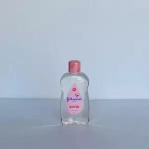 존슨 레귤러 오일 300ml/업소용/겨울철/목욕후/목욕탕/바디/향기/보습/마사지/피부/샤워후/관리/촉촉한