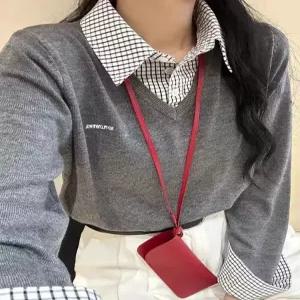 체크셔츠 레이어드 브이넥 니트티 투웨이 데일리룩