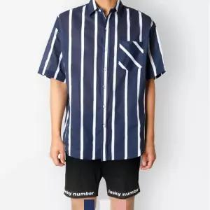 KING 데일리 스트라이프 린넨 루즈핏 반팔셔츠