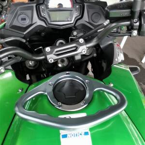 CNC 바이크 오토바이 동승자 핸드그립 탱크 그랩 바 핸들 암레스트 닌자 ZX6 2000-2023 2024용