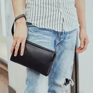 [옷자락]남자 카이든소가죽 데일리 클러치백