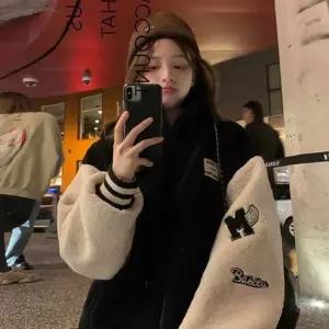 야구점퍼 여성 패치 포인트 배색 양털 후리스 뽀글이점퍼 집업