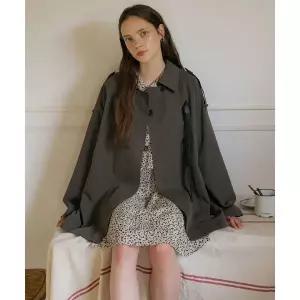 올리브 데 OLIVE DES 가죽 장식 하프 트렌치 코트 OW5AR8090 5007519801 1178886