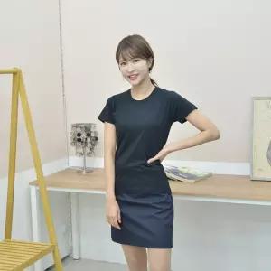 라인이 잡혀있는 여자 검정 반팔티 교복이너웨어