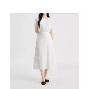 ROEM 반팔 랩 원피스 RMOWG37RT3