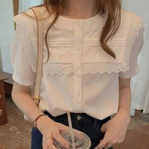 레이스 카라 퍼프소매 반팔 버튼 프릴 셔링 블라우스 여성 여름 면혼방 셔츠 펀칭 러블리
