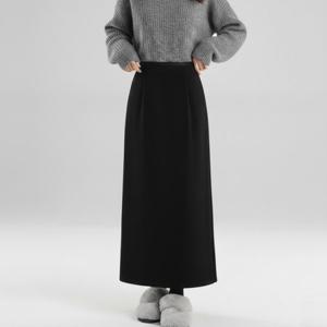 여성 겨울 벨벳 롱스커트 기모 H라인 뒷트임 밴딩 따뜻한 출근룩