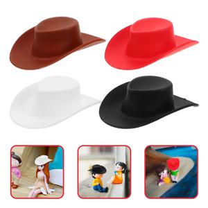 40Pcs 미니 서부 카우보이 모자 인형 집 장식을위한 플라스틱 미니어처 모자 작은 파티 모자 귀여운 인형 집 장식 액세서리