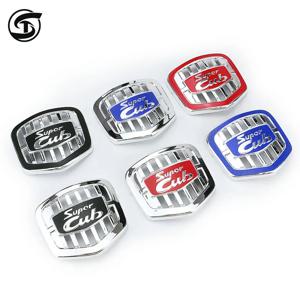 3D 오토바이 장식 스티커 모토 혼다 슈퍼 새끼 C70 C50 C90 CC110 C125 CT125 엠블럼 배지 데칼 Supercub 수정